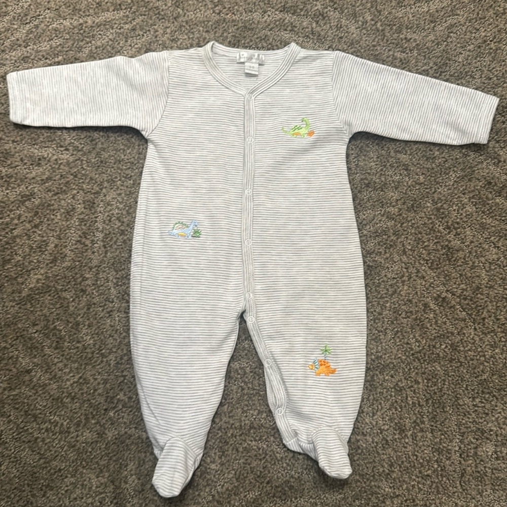 KissyKissy-3-6 mo.footie w colorful baby dinosaurs-easy on/off  snaps down front